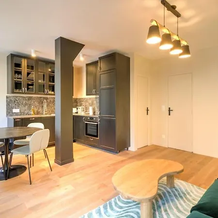 6pers # Pere Lachaise # Voltaire # 11 Apartment